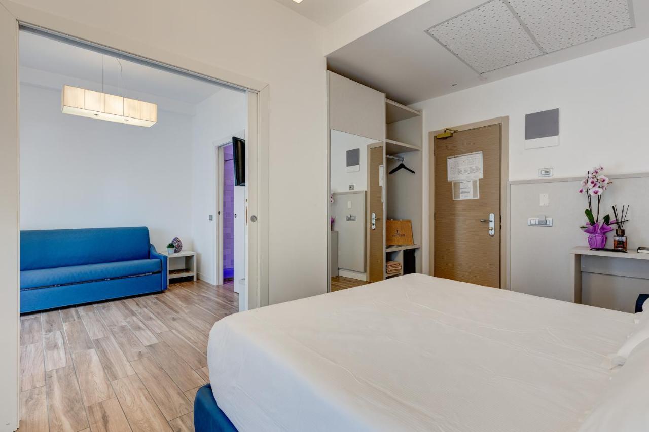 Hotel Nettuno Lido di Jesolo Bagian luar foto